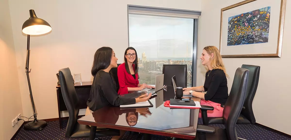 /media/34414/fully-fitted-meeting-room_1.jpg