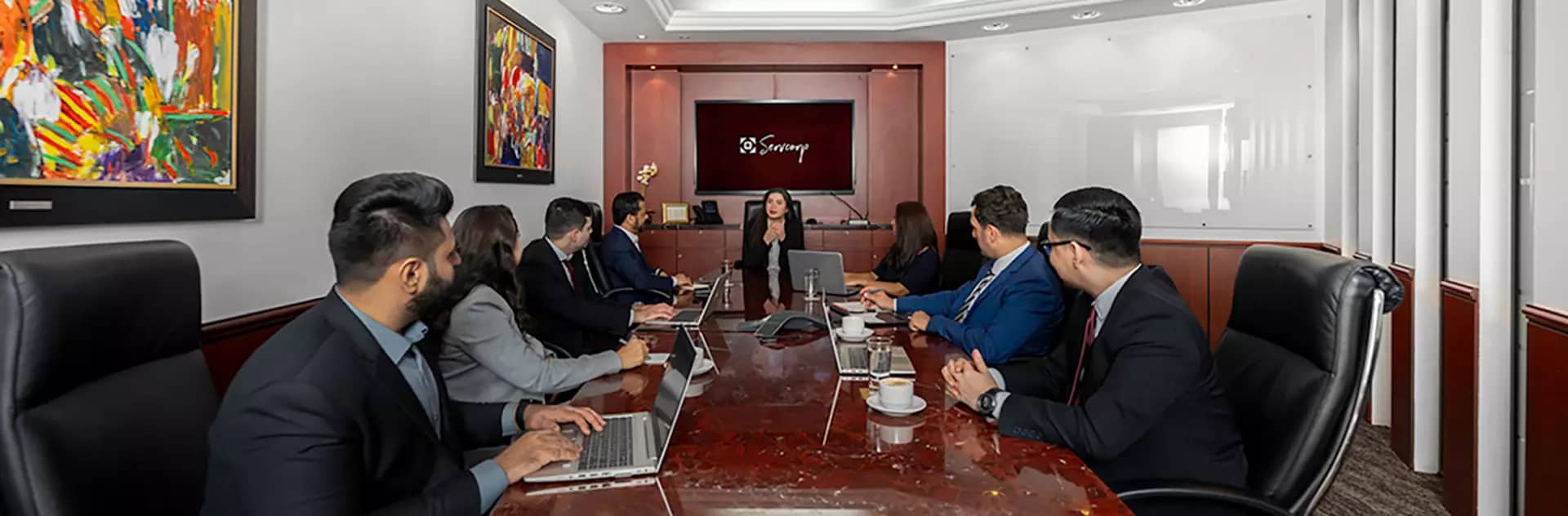 قاعات الإجتماعات