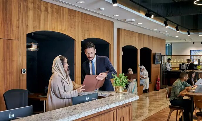 blog-receptionist-uae.jpg