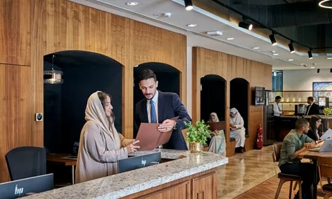 blog-receptionist-uae.jpg