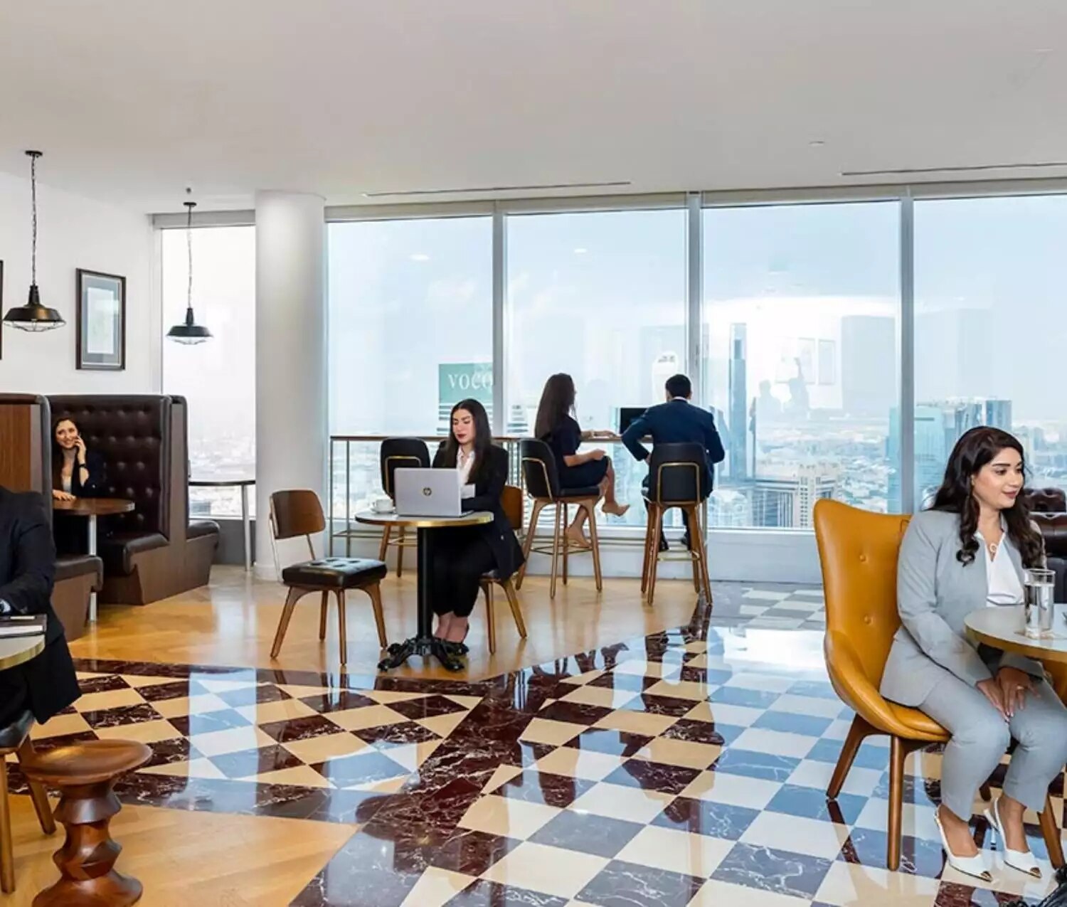 /media/43628/uae_main_slide_side_hustle_mo_20260616_nm.jpg